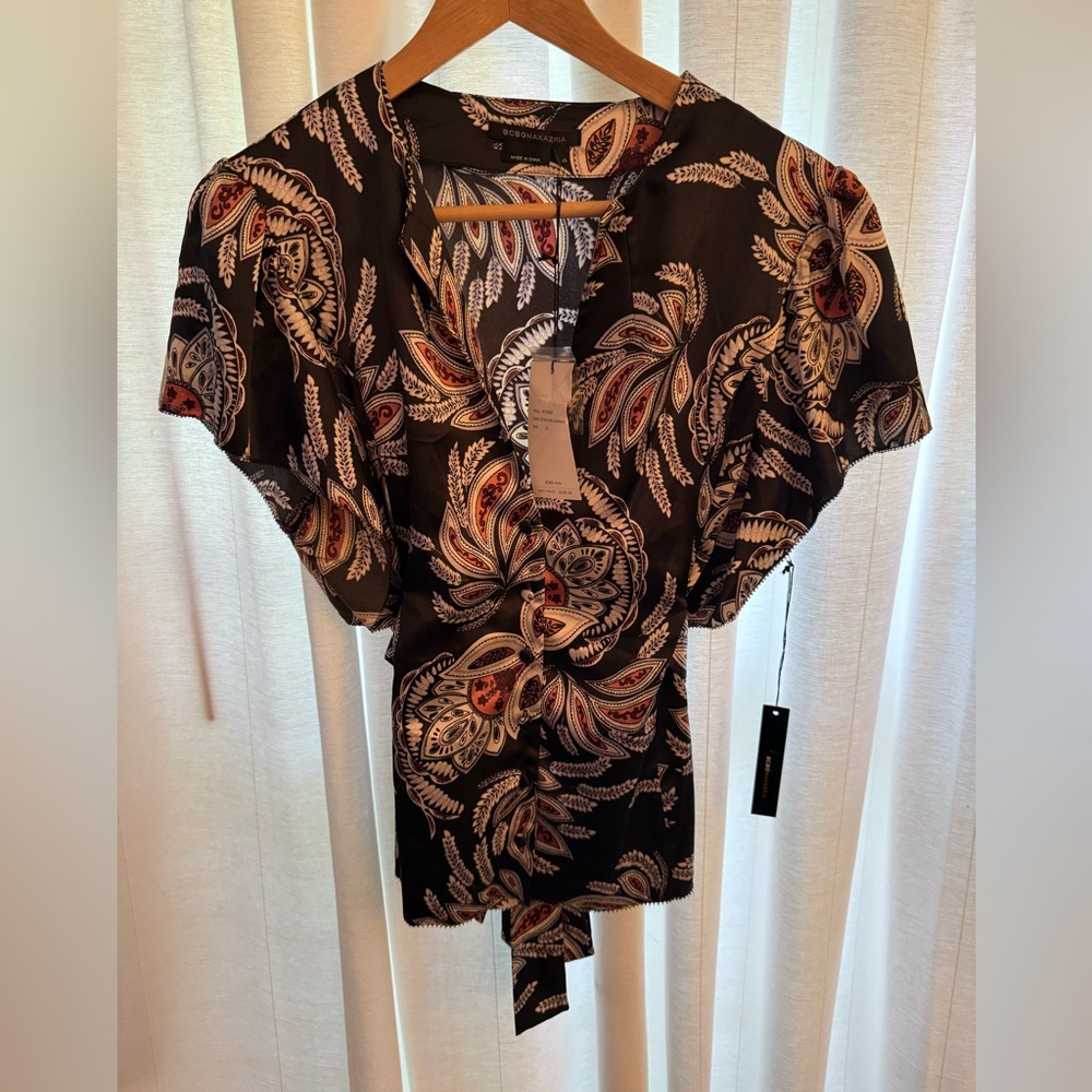 NWT BCBGMaxAzria Paisley Satin Top w V Neck and ribbon Belted Waistline